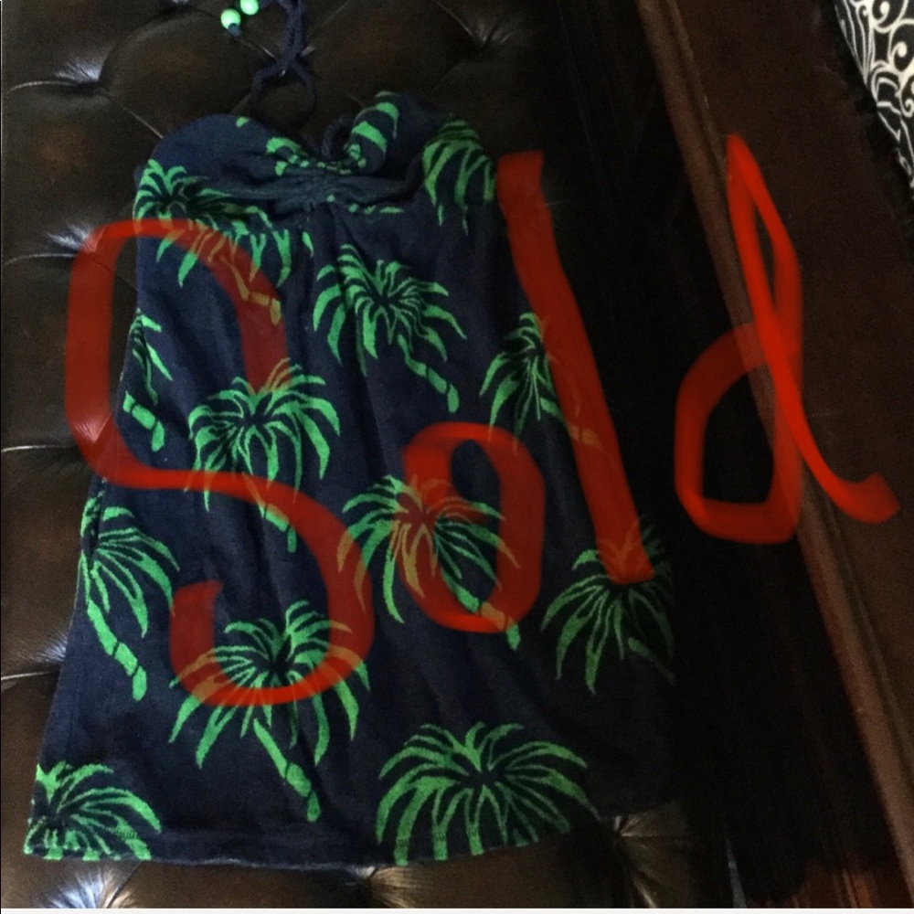 Tropical Coverup🌴